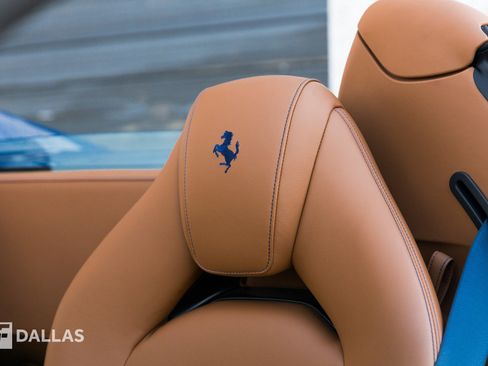 Used 2019 Ferrari 488 Spider image 22