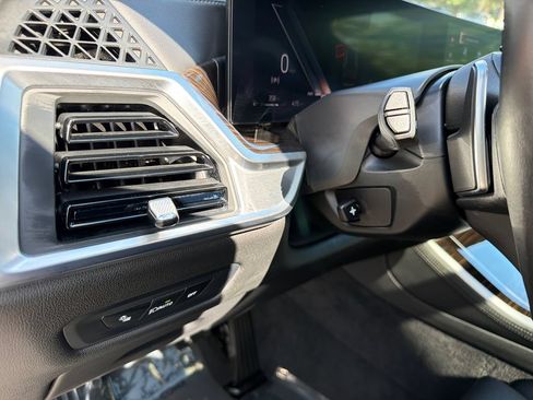 Used 2026 BMW X5 xDrive40i AWD/4WD image 35