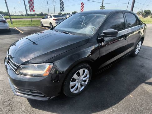 Used 2017 Volkswagen Jetta S FWD image 1