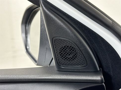 Used 2022 Hyundai Santa Cruz SEL image 16