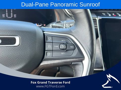 Used 2022 Jeep Grand Cherokee Limited AWD/4WD image 20
