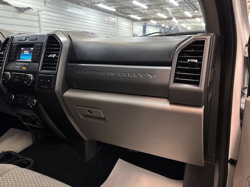 Used 2019 Ford F250 XLT AWD/4WD image 29