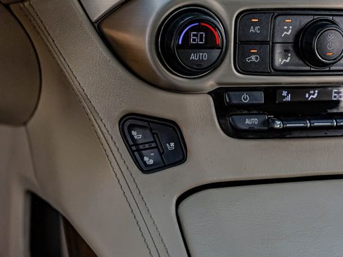 Used 2019 GMC Yukon Denali w/ Open Road Package image 28