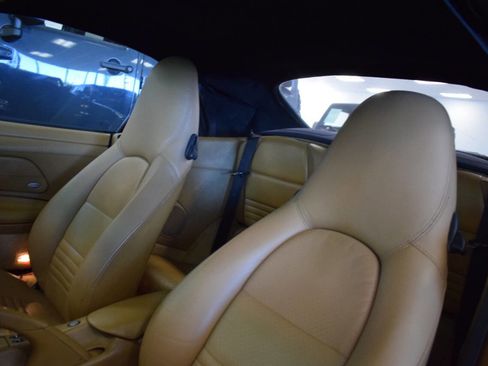 Used 2000 Porsche 911 Carrera image 22