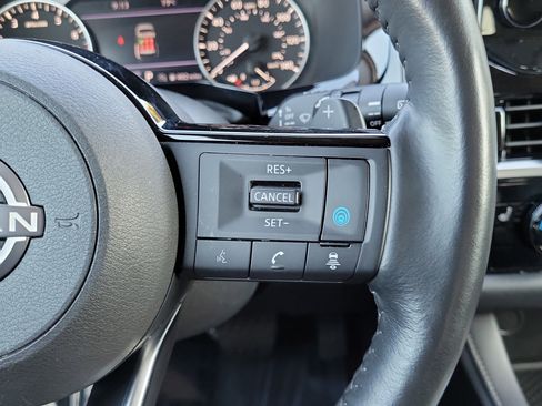 Used 2024 Nissan Pathfinder SL image 21