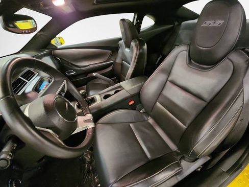 Used 2010 Chevrolet Camaro SS w/ LPO, Ground Effects Package RWD image 12