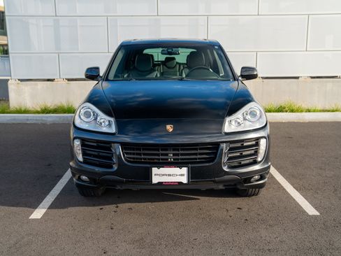 Used 2010 Porsche Cayenne AWD/4WD image 6