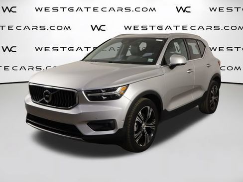 Used 2019 Volvo XC40 T5 Inscription AWD/4WD image 1