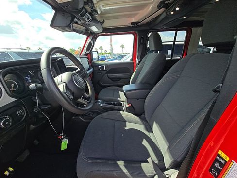 Used 2024 Jeep Wrangler Unlimited Sport AWD/4WD image 6