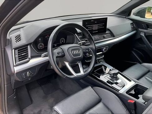 Used 2023 Audi Q5 2.0T Premium Plus w/ Premium Plus Package AWD/4WD image 13