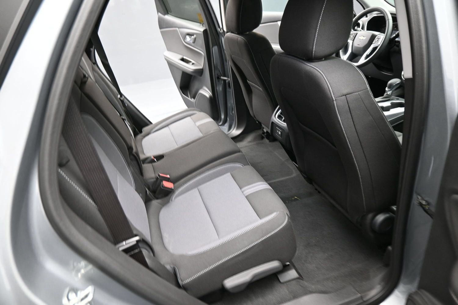 Used 2026 Chevrolet Blazer LT FWD image 19