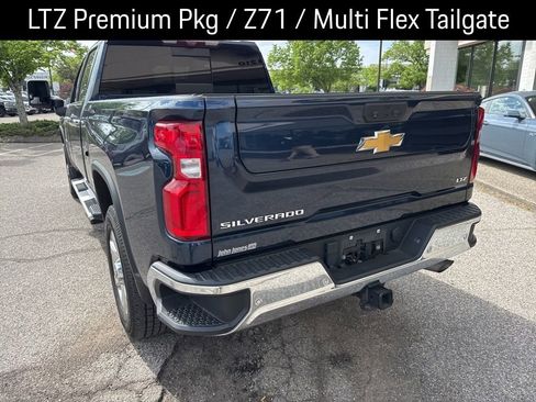 Used 2022 Chevrolet Silverado 2500 LTZ w/ LTZ Premium Package image 9