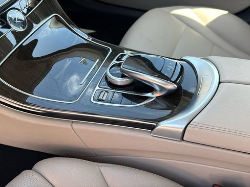 Used 2015 Mercedes-Benz C 300 4MATIC Sedan image 35