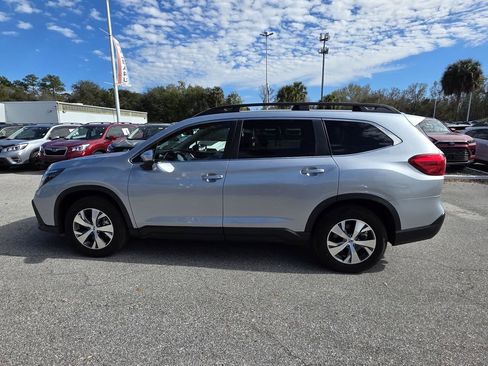 Used 2024 Subaru Ascent Premium w/ Convenience Package image 5