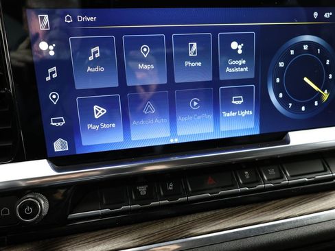 Used 2024 Chevrolet Silverado 3500 LT w/ Convenience Package image 26