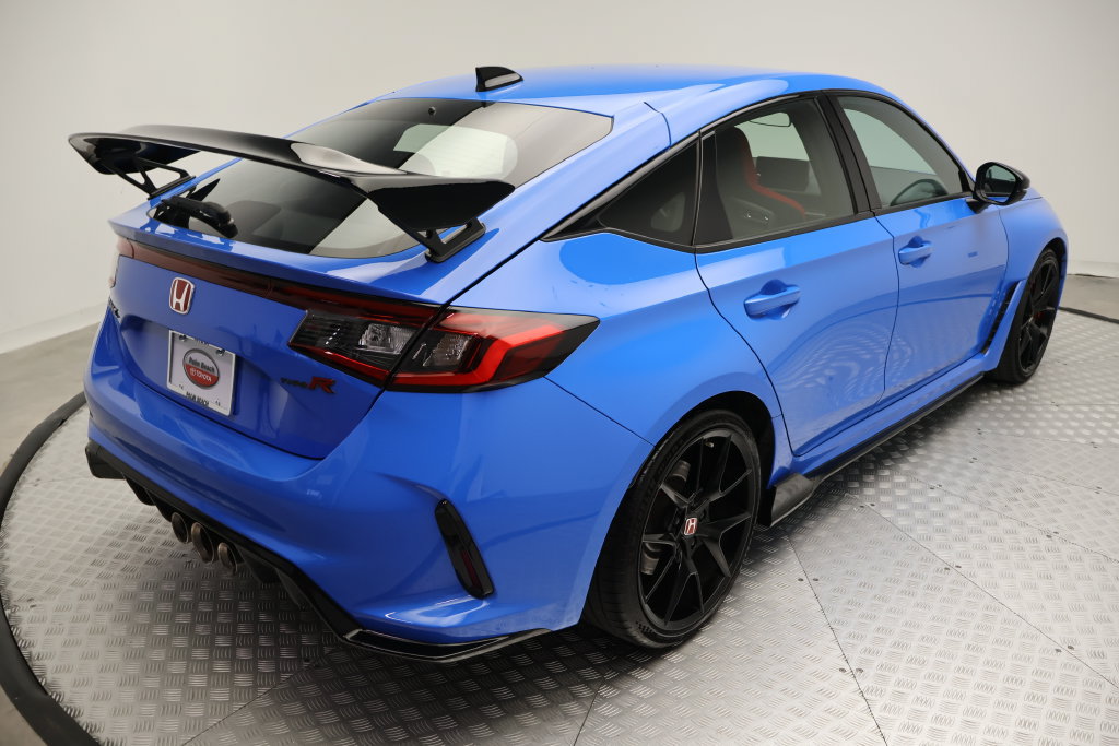 Used 2025 Honda Civic Type R image 8