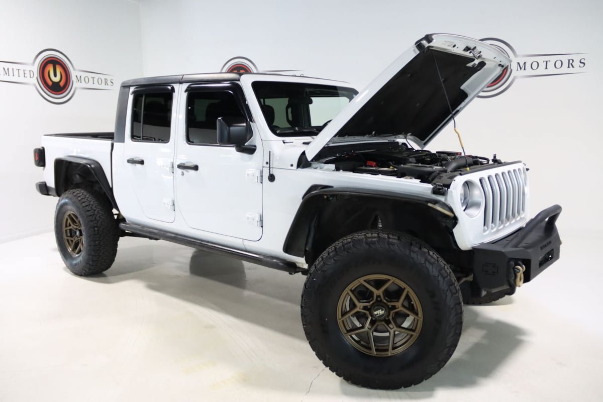 Used 2021 Jeep Gladiator Sport AWD/4WD image 25
