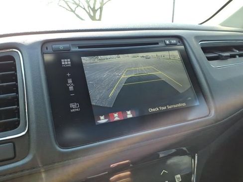 Used 2018 Honda HR-V EX image 20