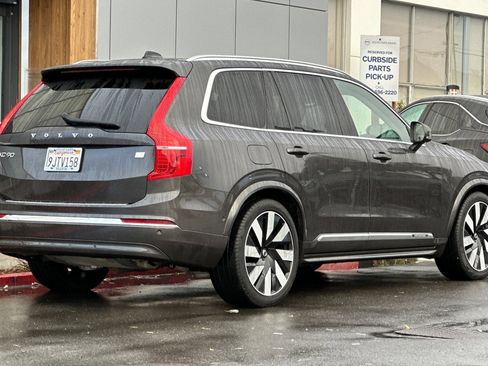 Certified 2023 Volvo XC90 T8 Ultimate image 2