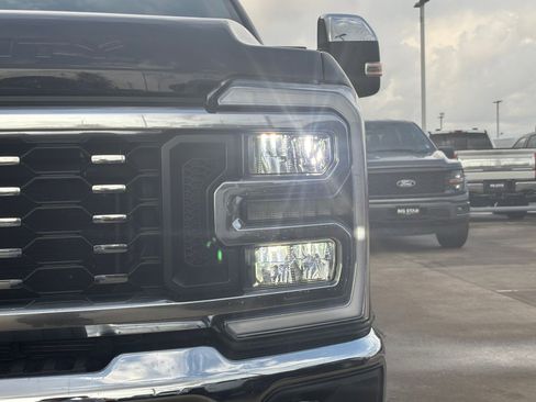 Used 2025 Ford F350 King Ranch w/ Chrome Package image 10