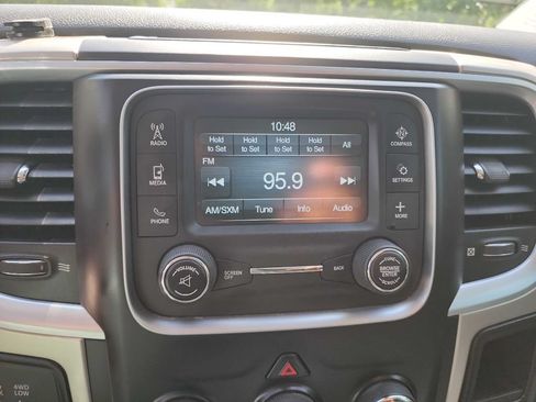 Used 2016 RAM 3500 SLT AWD/4WD image 30