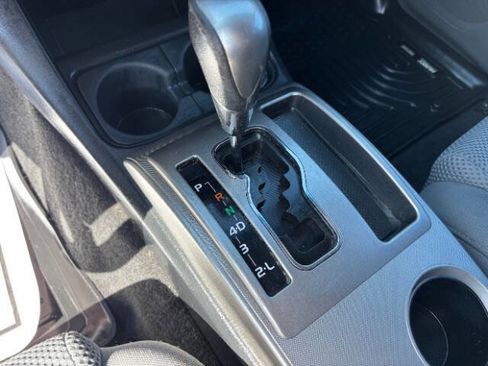 Used 2014 Toyota Tacoma PreRunner w/ TRD Sport Package RWD image 15