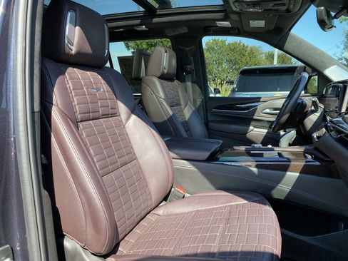 Used 2024 Cadillac Escalade Sport Platinum w/ LPO, Floor Liner Package image 37