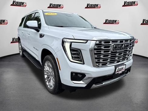 Used 2026 GMC Yukon XL Denali w/ Advanced Technology Package AWD/4WD image 3
