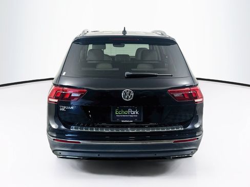 Used 2021 Volkswagen Tiguan SEL FWD image 7