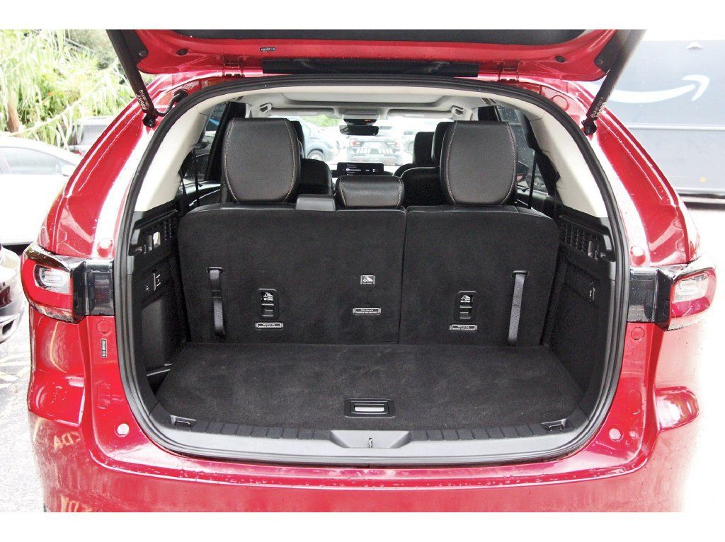 Certified 2024 MAZDA CX-90 Plug-In Hybrid w/ Premium Pkg AWD/4WD image 6