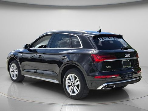 Used 2023 Audi Q5 2.0T Premium w/ Convenience Package AWD/4WD image 8