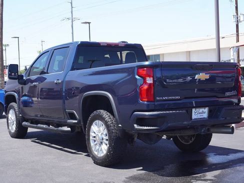 Certified 2023 Chevrolet Silverado 2500 High Country AWD/4WD image 3