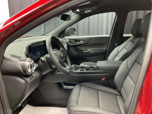 New 2026 Chevrolet Equinox LT image 6