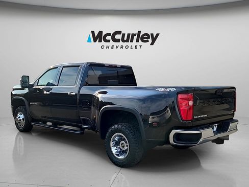 Used 2020 Chevrolet Silverado 3500 LTZ w/ LTZ Convenience Package AWD/4WD image 5