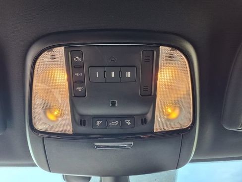 Used 2023 Dodge Durango R/T AWD/4WD image 35