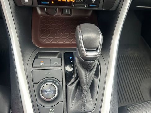 Certified 2021 Toyota RAV4 Limited w/ Limited Grade Weather Package image 15