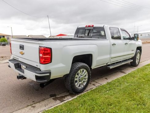 Used 2019 Chevrolet Silverado 2500 LTZ w/ Duramax Plus Package AWD/4WD image 5