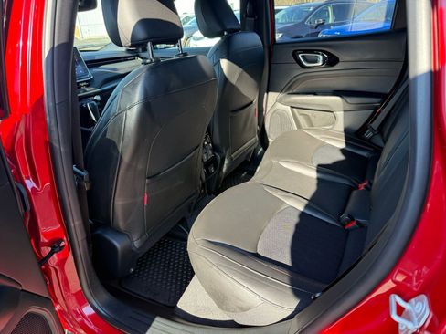 Used 2023 Jeep Compass Trailhawk w/ Trailer Tow Group image 10