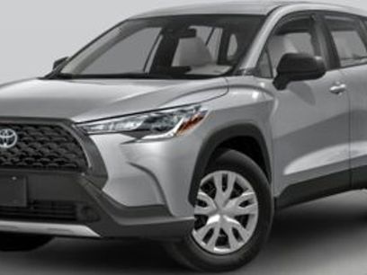 Used 2023 Toyota Corolla Cross LE w/ Moonroof Package