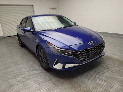 Used 2021 Hyundai Elantra SEL FWD image 14