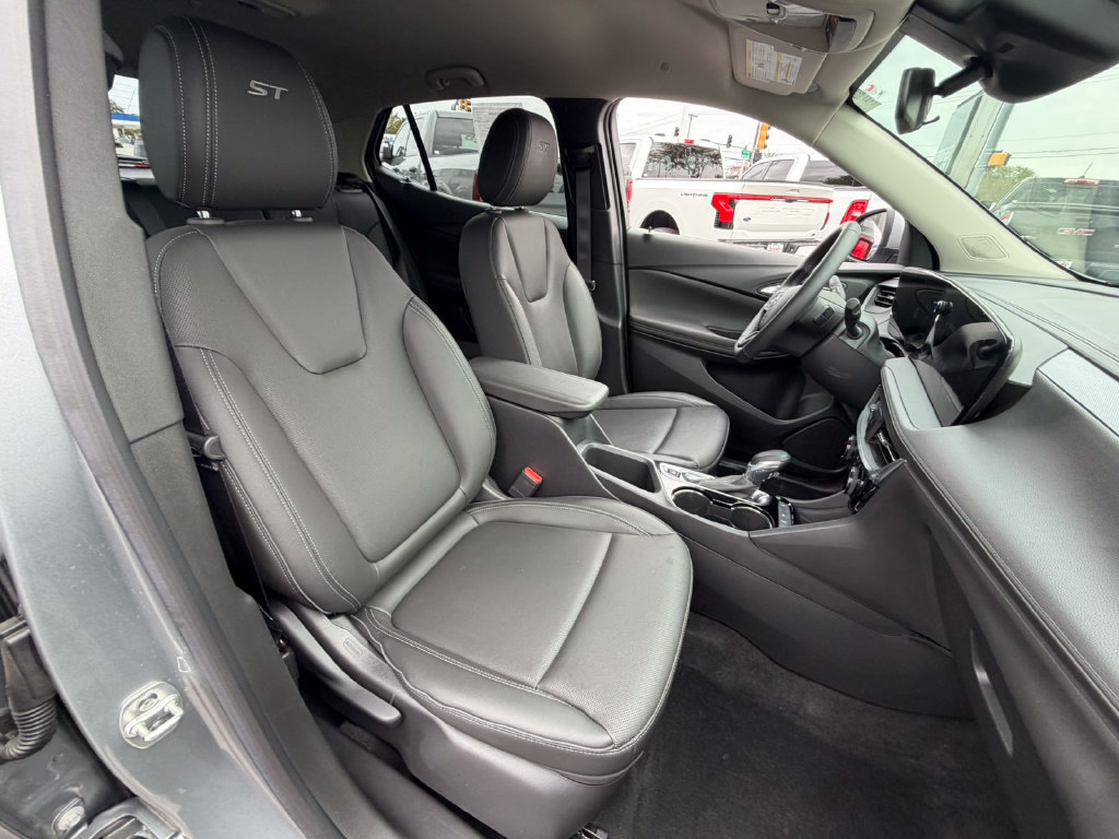 Certified 2024 Buick Encore GX Sport Touring FWD image 18