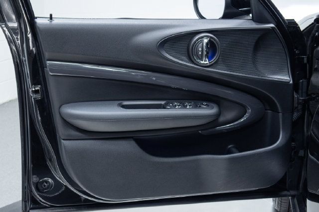 Used 2020 MINI Cooper Clubman S w/ Storage Package FWD image 11