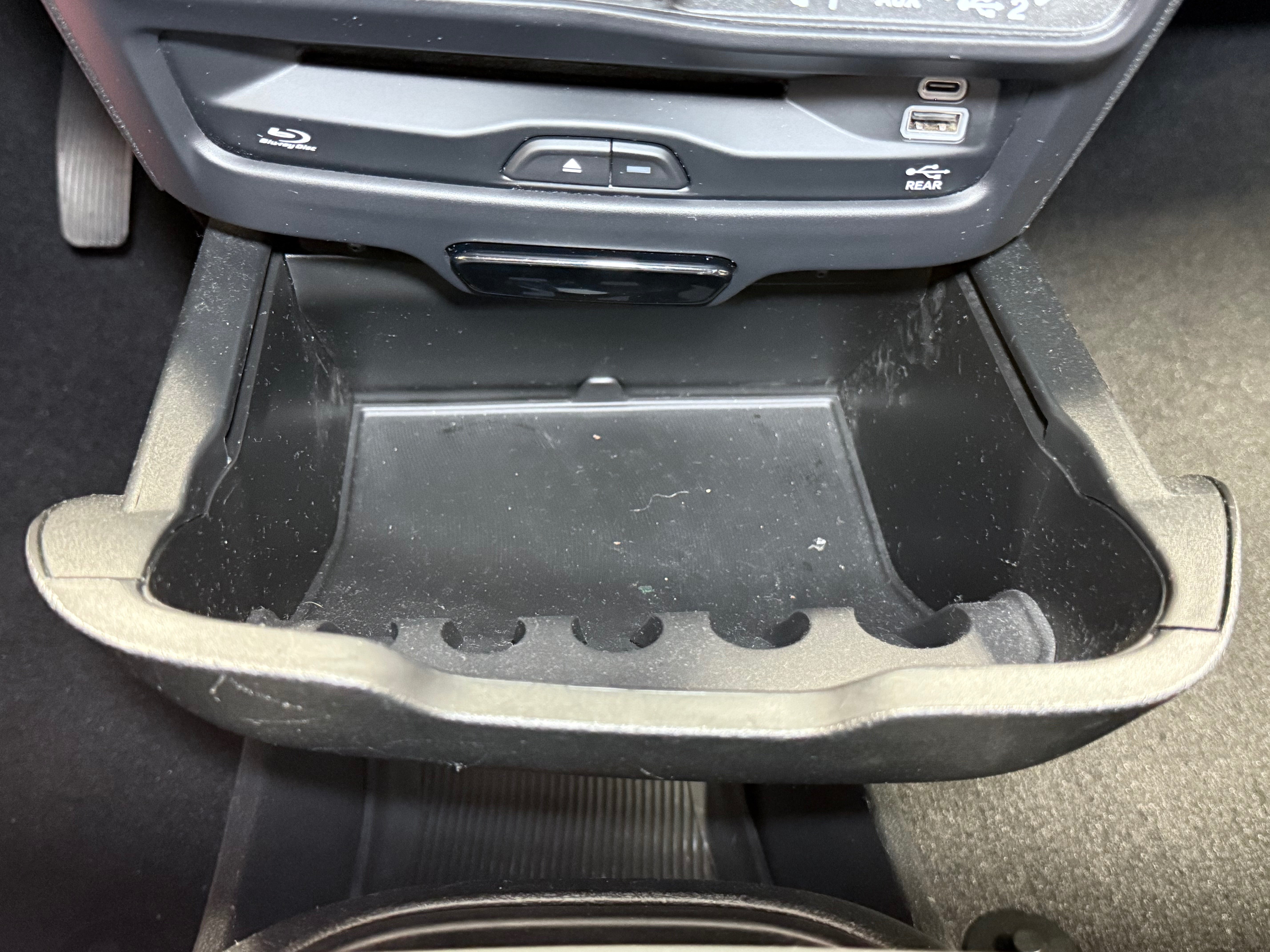 Certified 2023 Chrysler Pacifica Touring-L w/ Uconnect Theater Family Group AWD/4WD image 25