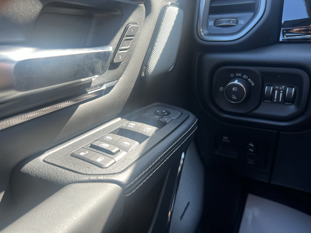 New 2026 RAM 1500 Rebel w/ Rebel Level 2 Equipment Group AWD/4WD image 20
