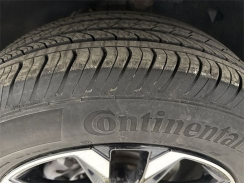 Used 2023 Chevrolet TrailBlazer LT image 23