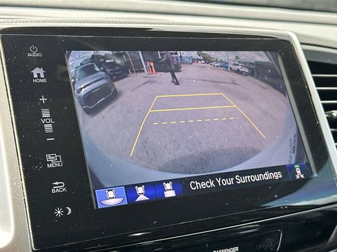 Used 2018 Honda Pilot Elite image 24