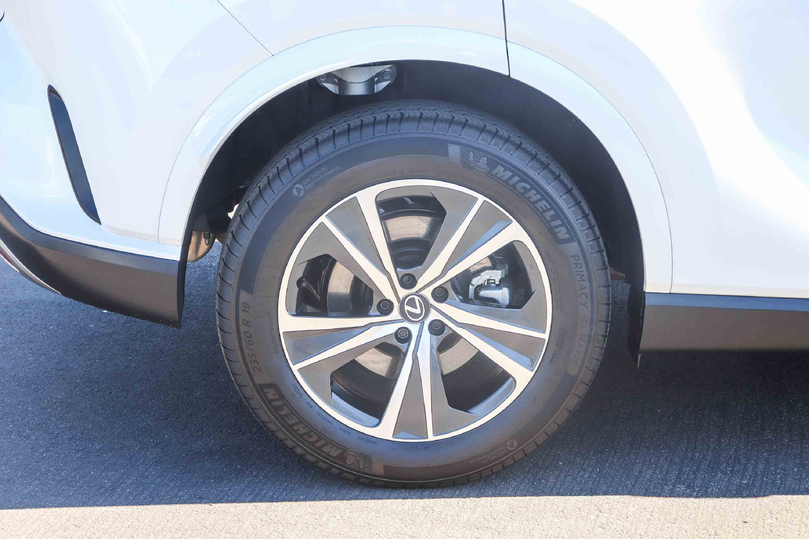 Certified 2025 Lexus RX 350 FWD w/ Technology Package image 9