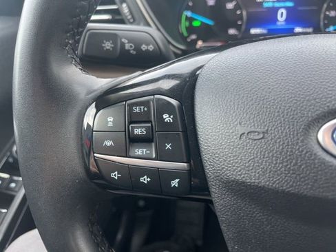 Used 2022 Ford Escape SEL image 31