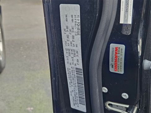 Certified 2018 Jeep Compass Limited image 33