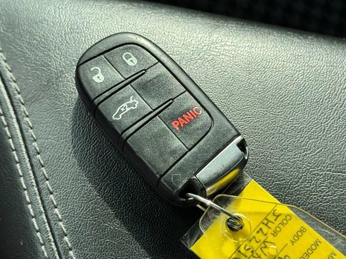 Used 2018 Dodge Challenger R/T RWD image 31